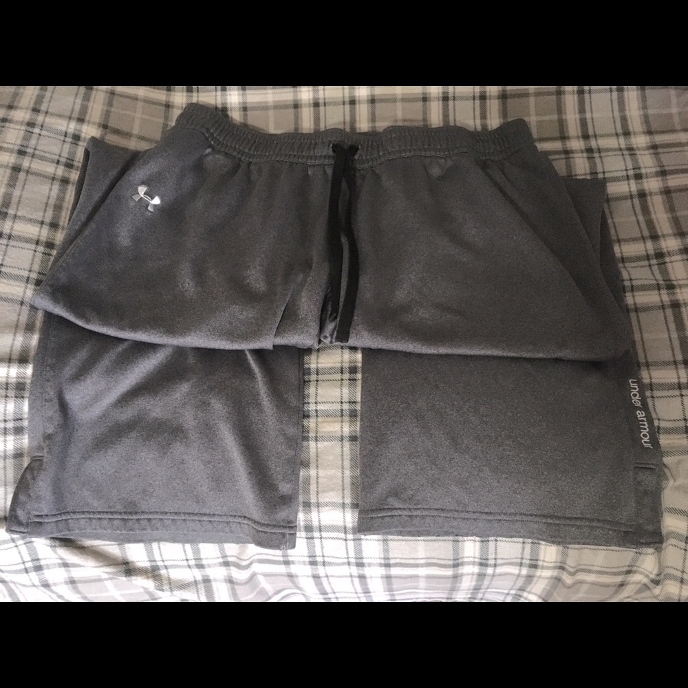 Women’s Under Armour sweat pants sz XL